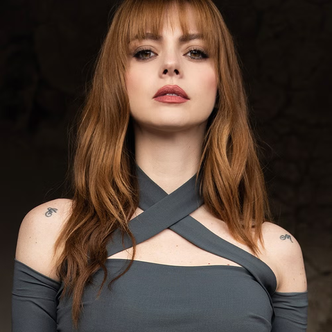 In questo post parliamo di Annalisa e delle sue recenti dichiarazioni sul Festival di Sanremo e il suo focus su San Siro. Scopri perché la cantante ha deciso di lasciare da parte De Martino e come si prepara per il grande evento!